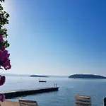 Village Punta Navaccia Campingplads Tuoro sul Trasimeno