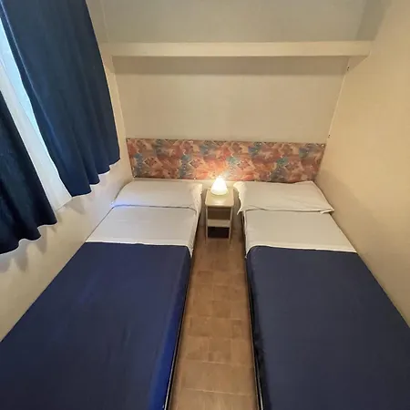 Village Punta Navaccia 투오로술트라시메노