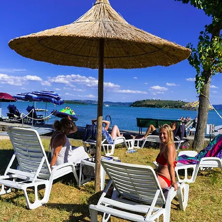 Camping Village Punta Navaccia Tuoro sul Trasimeno