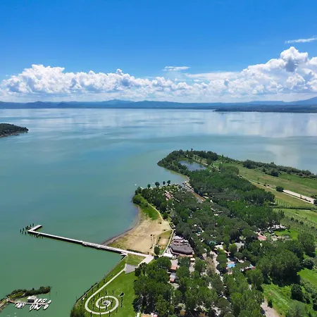 Village Punta Navaccia 3* Tuoro sul Trasimeno