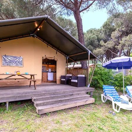 Village Punta Navaccia