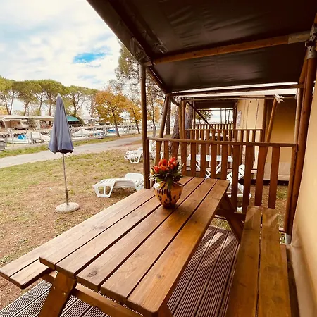 Village Punta Navaccia Campsite Tuoro sul Trasimeno