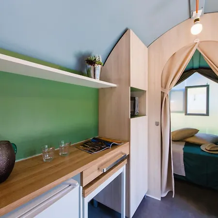 Village Punta Navaccia Camping