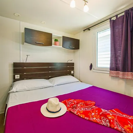 Кемпинг Village Punta Navaccia Туоро-суль-Тразимено