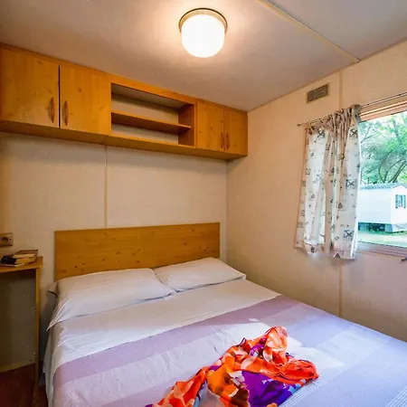 Village Punta Navaccia Camping