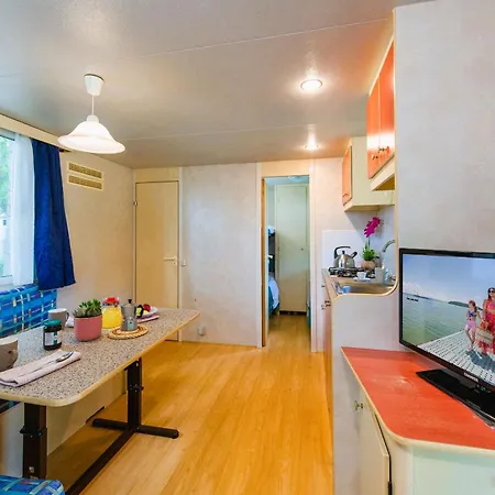Campsite Village Punta Navaccia 3*