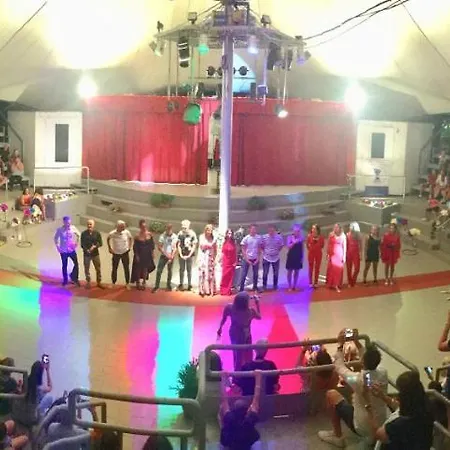 Village Punta Navaccia Кемпинг 3*