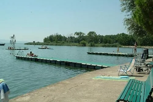 Village Punta Navaccia 3* Tuoro sul Trasimeno