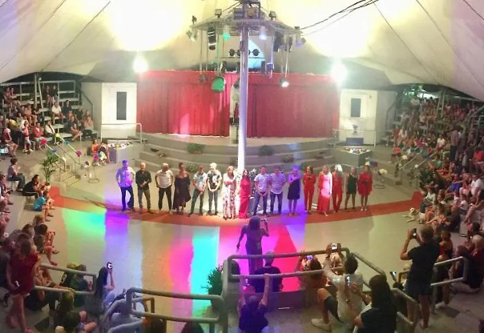 Village Punta Navaccia Campingplatz 3*